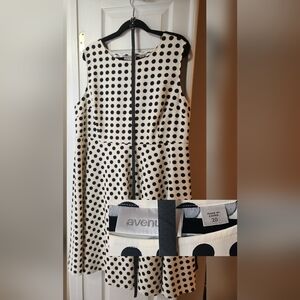 Avenue Ivory dress with black polkadots & Removable Belt